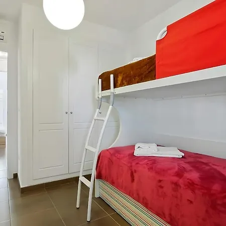 Holiday In Los Mares By Ghr